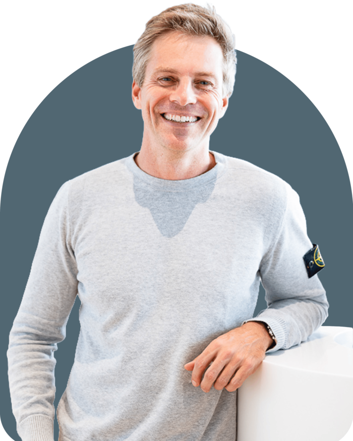 Dr. Mittelberger im Portrait.