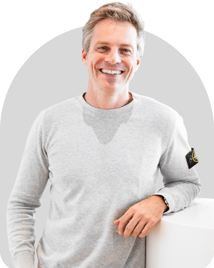 Dr. Mittelberger im Portrait.